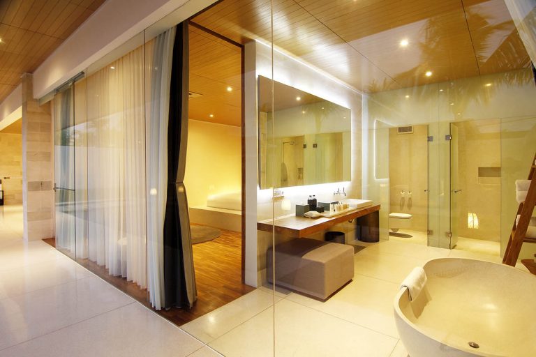 Villa Bathroom - One Bedroom Villa One Eleven Resorts Bali